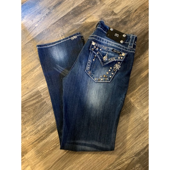 Miss Me Jeans - Picture 3 of 6